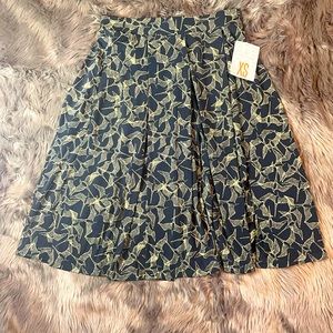 NWT LuLaRoe XS Madison Skirt